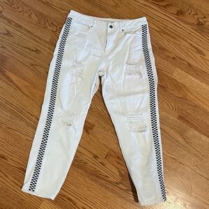 Empyre Eileen White Mom Jeans Size 9